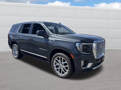 Used 2021 GMC Yukon Denali w/ Denali Premium Package AWD/4WD image 13