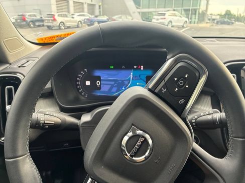 Certified 2024 Volvo XC40 B5 Plus w/ Protection Package Premier AWD/4WD image 13
