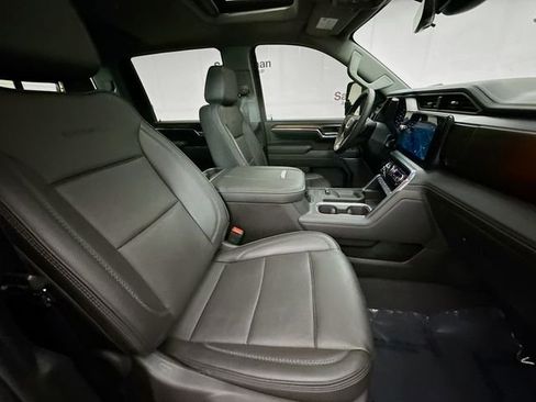 Used 2024 GMC Sierra 2500 Denali w/ Denali Reserve Package image 29