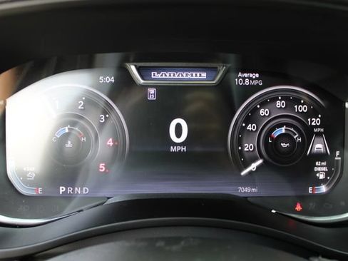 Used 2025 RAM 2500 Laramie AWD/4WD image 18