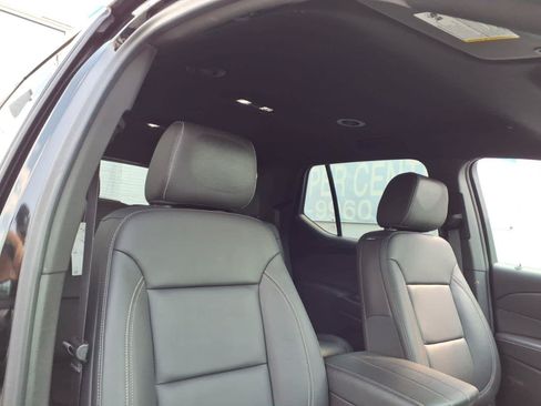 Certified 2023 Chevrolet Traverse LT w/ LT Premium Package AWD/4WD image 23