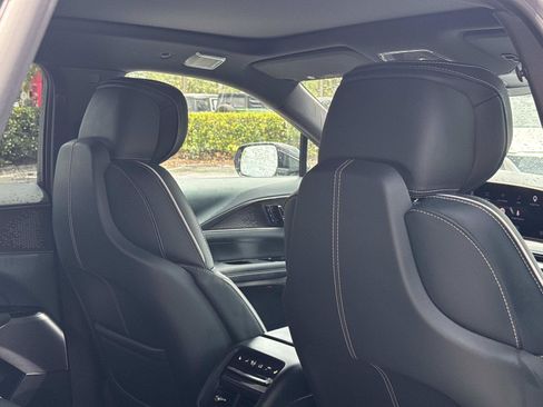 Used 2026 Cadillac Lyriq Signature Luxury w/ Nappa Leather Package AWD/4WD image 27