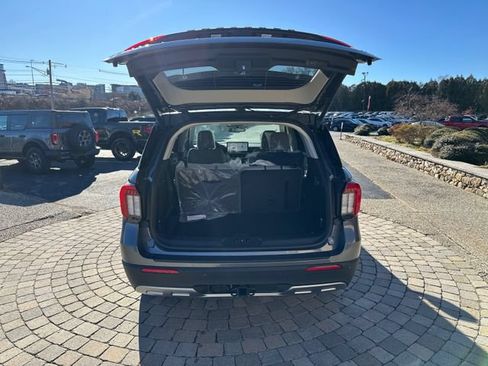 New 2026 Ford Explorer Active w/ Active Comfort Package AWD/4WD image 14
