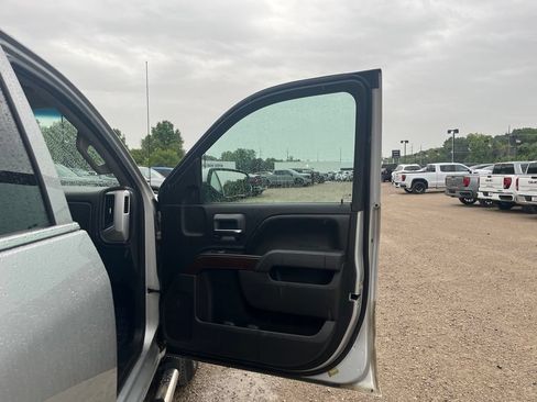 Used 2015 GMC Sierra 1500 SLE w/ SLE Value Package AWD/4WD image 30