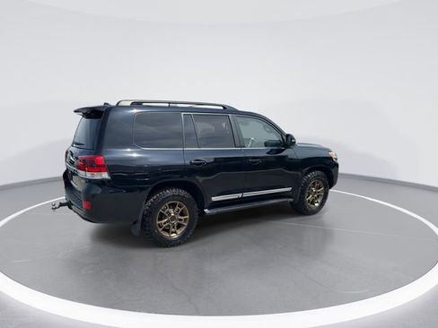 Used 2017 Toyota Land Cruiser AWD/4WD image 7