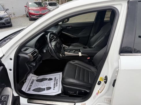 Used 2015 Lexus IS 250 Base 4dr Sedan image 12