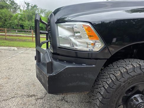 Used 2018 RAM 2500 Tradesman w/ Chrome Appearance Group AWD/4WD image 13