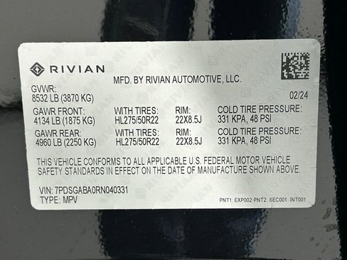 Used 2024 Rivian R1S Adventure AWD/4WD image 35