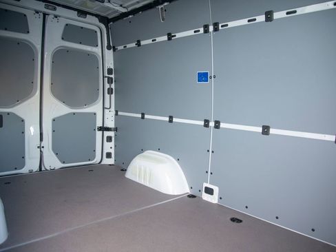 New 2026 Mercedes-Benz Sprinter 2500 image 19