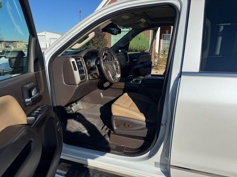 Used 2019 GMC Sierra 2500 Denali w/ Duramax Plus Package image 5