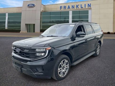 Used 2025 Ford Expedition Max Active image 3