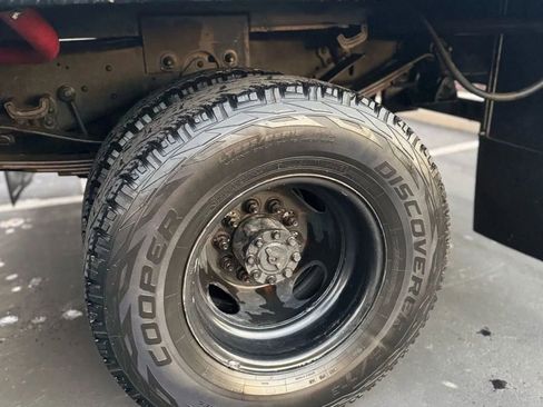 Used 1997 Ford F450 2WD Regular Cab Super Duty image 18