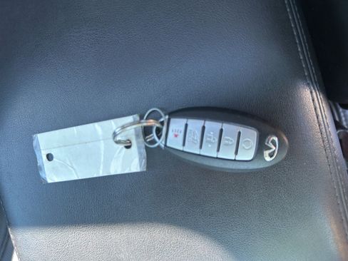 Used 2013 INFINITI JX35 AWD w/ Premium Pkg image 29