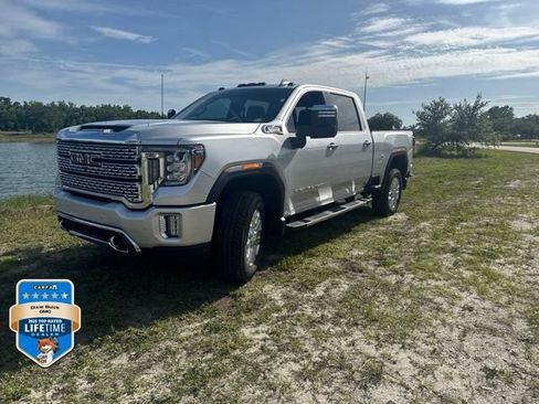 Used 2020 GMC Sierra 2500 Denali w/ Technology Package AWD/4WD image 3
