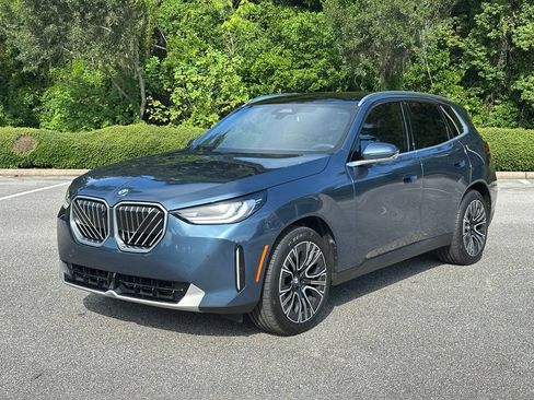 Used 2025 BMW X3 xDrive30i w/ Premium Package AWD/4WD image 1