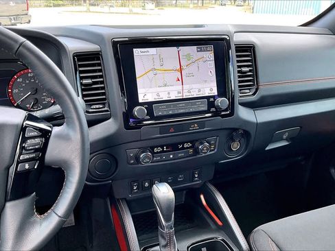 Used 2023 Nissan Frontier Pro-X w/ Pro Convenience Package image 6