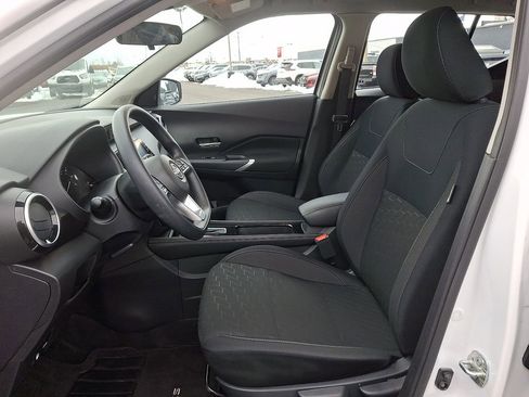 Certified 2024 Nissan Kicks SV image 13