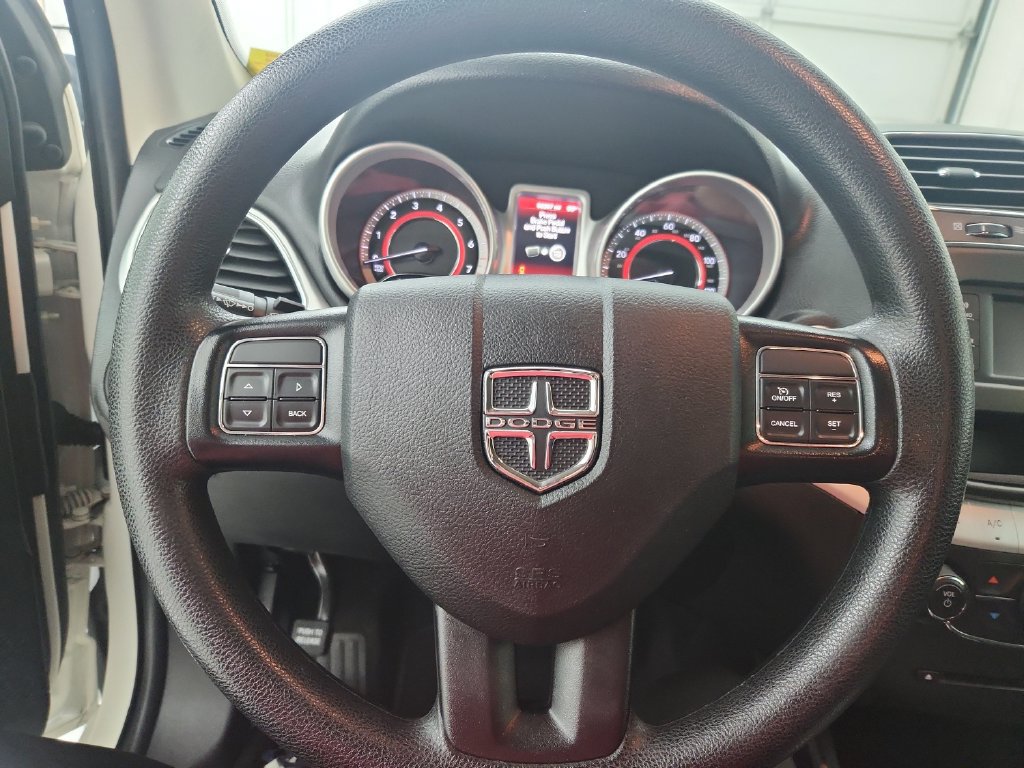 Used 2020 Dodge Journey SE w/ Blacktop Package FWD image 25