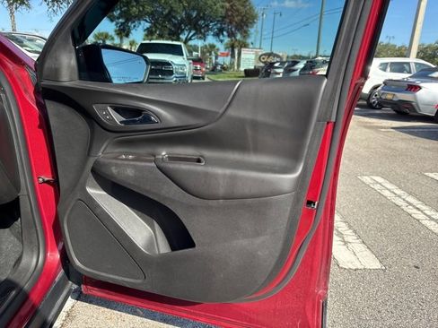 Used 2020 Chevrolet Equinox LT w/ Sport Edition image 13