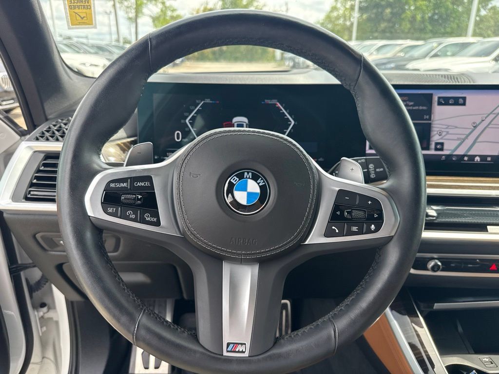Certified 2024 BMW X5 xDrive40i w/ M Sport Package AWD/4WD image 17