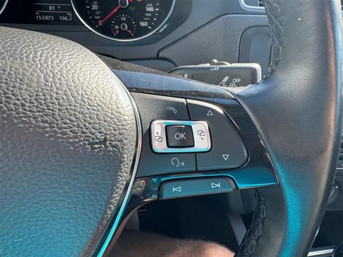 Used 2018 Volkswagen Jetta SE FWD image 12
