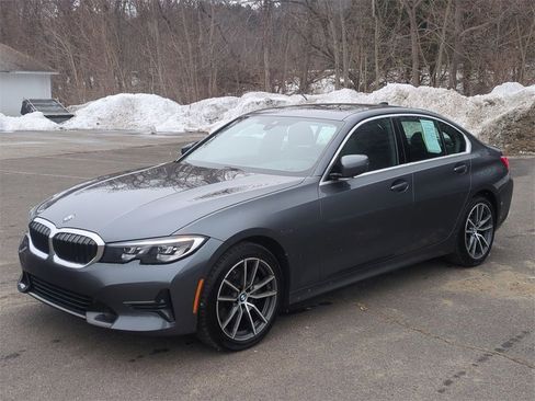 Used 2020 BMW 330i xDrive Sedan w/ Driving Assistance Package image 8