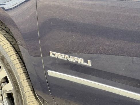 Used 2019 GMC Yukon Denali w/ Denali Ultimate Package image 5