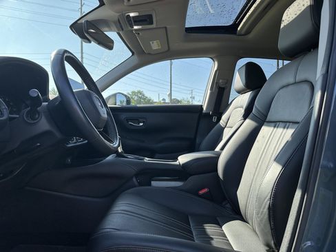 Certified 2024 Honda HR-V EX-L image 11