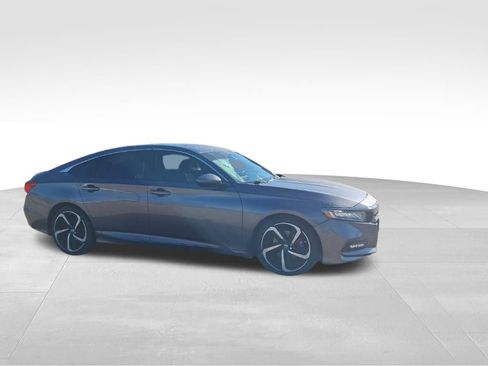 Used 2019 Honda Accord Sport image 6