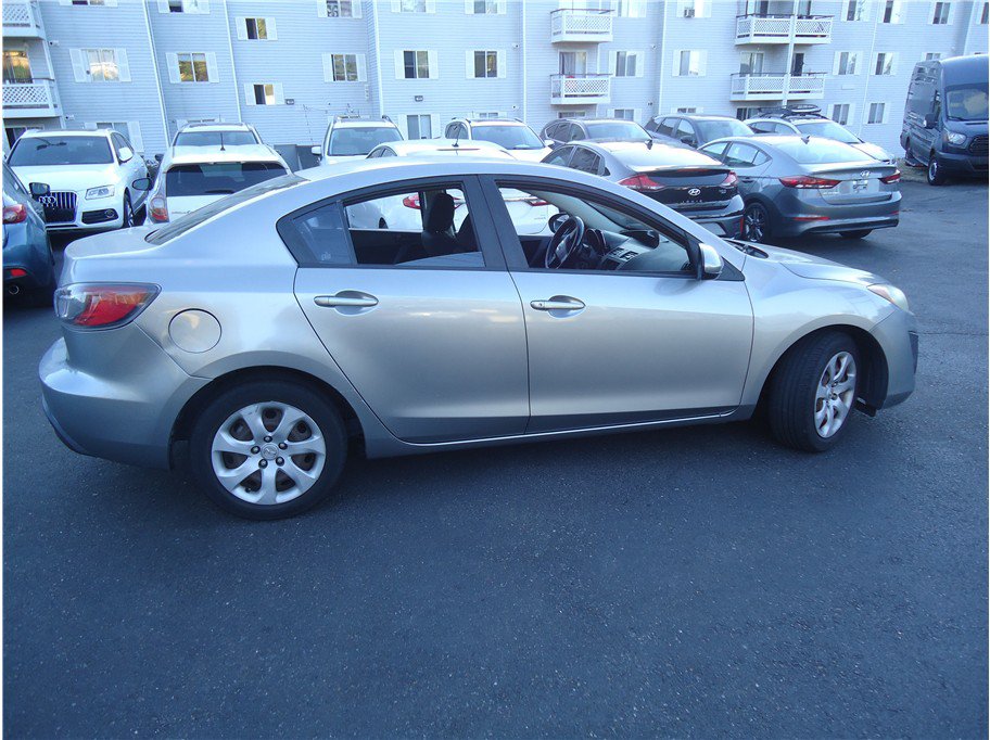 Used 2011 MAZDA MAZDA3 i Sport FWD image 5