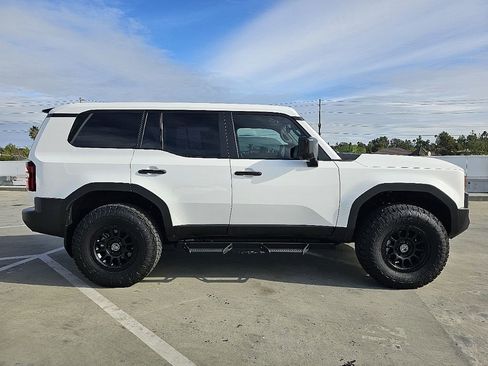 Used 2025 Toyota Land Cruiser image 8