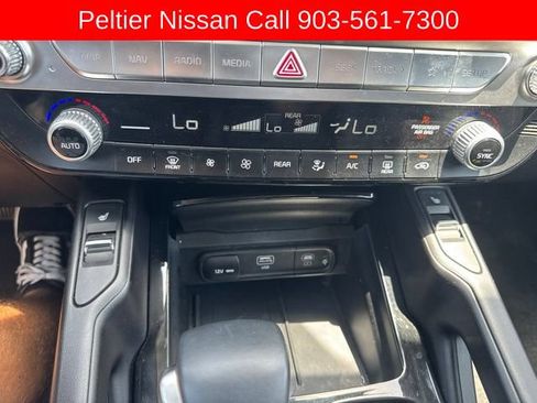 Used 2025 Kia Telluride S FWD image 18