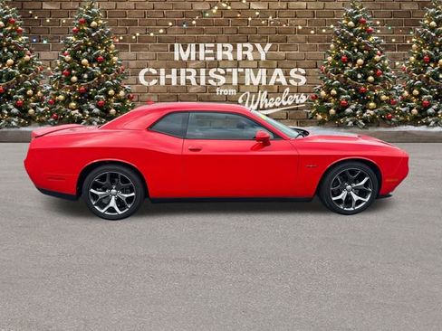 Used 2015 Dodge Challenger R/T Plus image 7