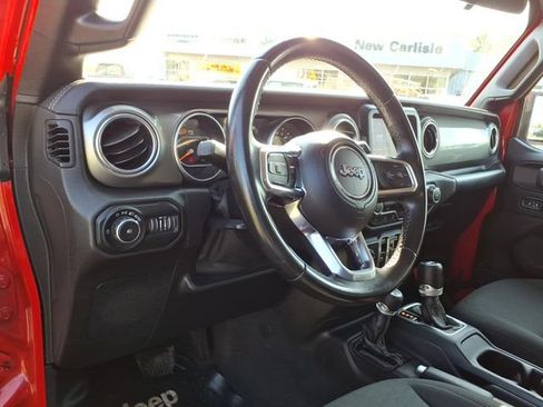 Used 2020 Jeep Wrangler Unlimited Sahara AWD/4WD image 14