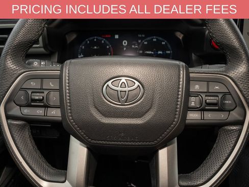Certified 2025 Toyota Tacoma TRD Off-Road AWD/4WD image 17