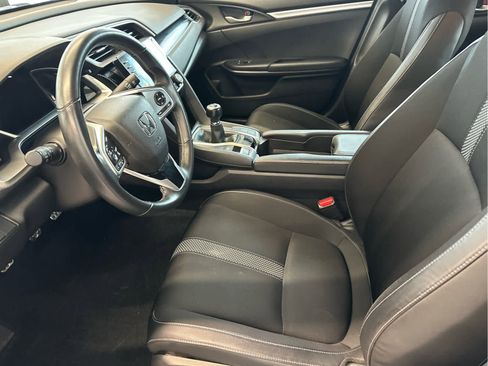 Used 2019 Honda Civic Sport image 8