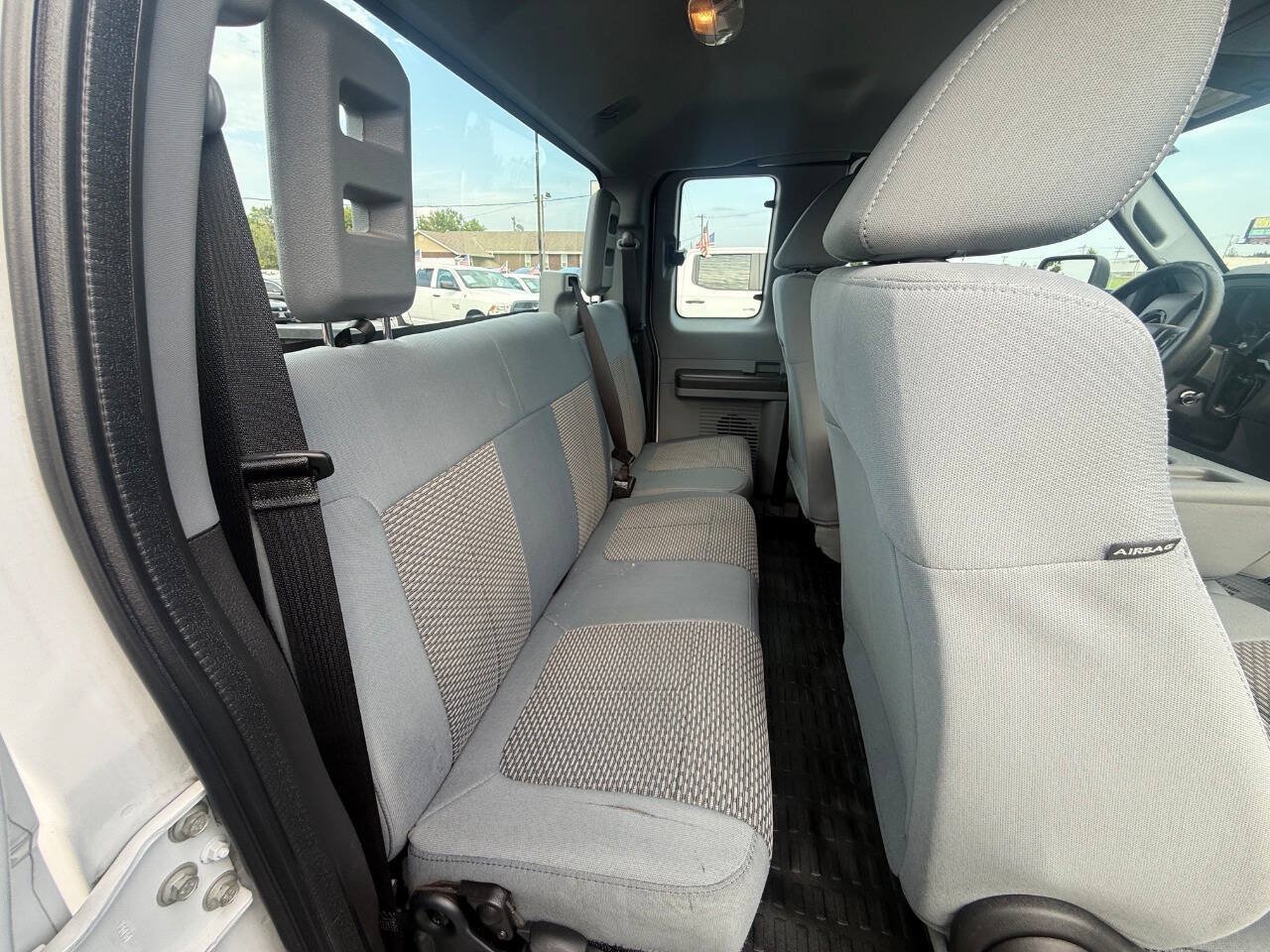 Used 2016 Ford F250 XL w/ Power Equipment Group AWD/4WD image 11