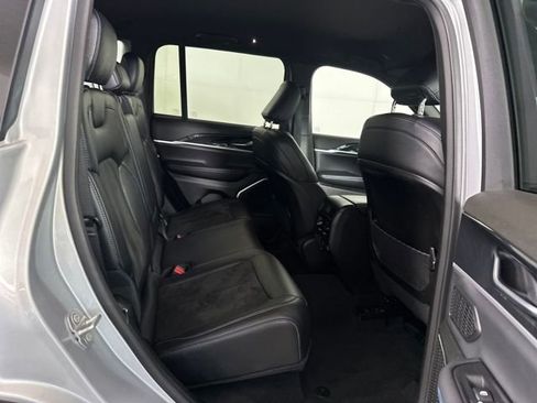 Used 2022 Jeep Grand Cherokee Trailhawk image 27