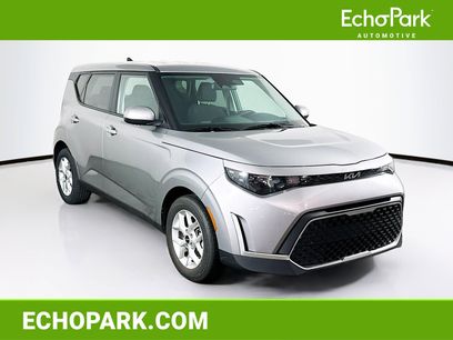 Used 2025 Kia Soul LX w/ LX Technology Package
