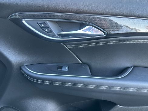 Used 2022 Buick Envision Preferred image 22