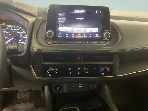 Used 2024 Nissan Rogue S image 22