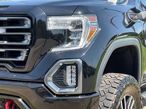 Used 2022 GMC Sierra 1500 AT4 AWD/4WD image 11