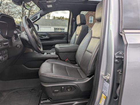 Used 2024 Chevrolet Tahoe High Country image 36