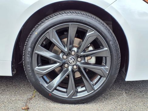 Certified 2024 Toyota Corolla SE w/ SE Premium Package FWD image 7
