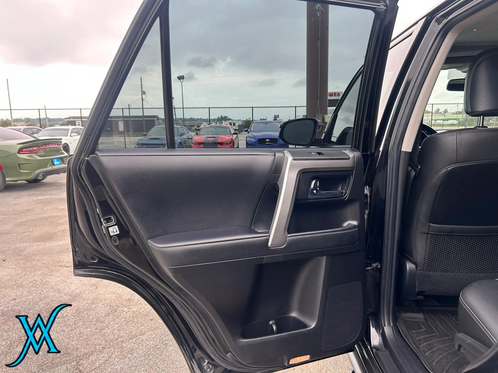 Used 2021 Toyota 4Runner SR5 Premium w/ Moonroof Package AWD/4WD image 14