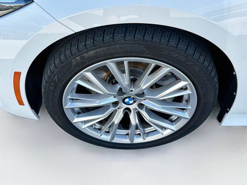 Certified 2023 BMW 330i Sedan RWD image 33