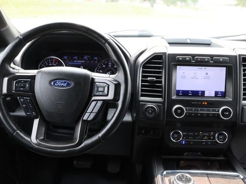 Used 2021 Ford Expedition Limited image 25