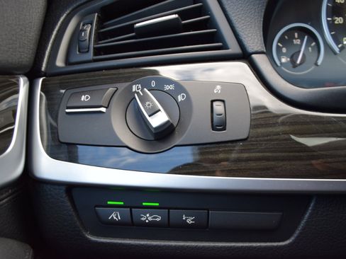 Used 2013 BMW 535i xDrive 535i xDrive AWD image 19