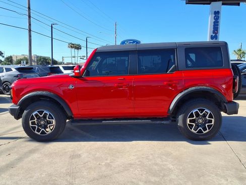 Used 2023 Ford Bronco Outer Banks AWD/4WD image 5