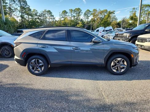 New 2025 Hyundai Tucson SEL image 2